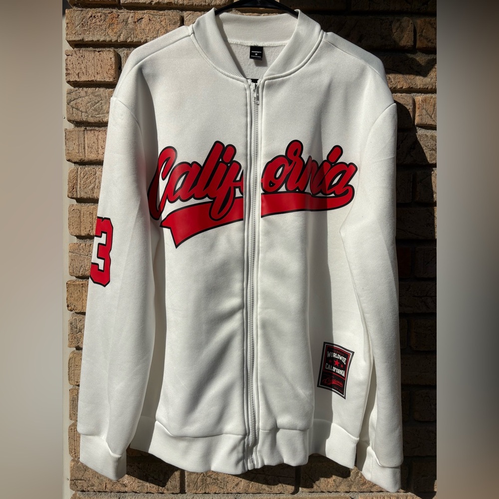 California Streetwear Sweater Jacket | Red and White Zip Up Outerwear | Size M